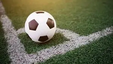 冯俊熙王雪携手荣获女子自由式滑雪空中技巧双人赛冠军