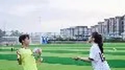 中超首轮三巨头夺冠征程挑战重重，赛场激情碰撞印象深刻