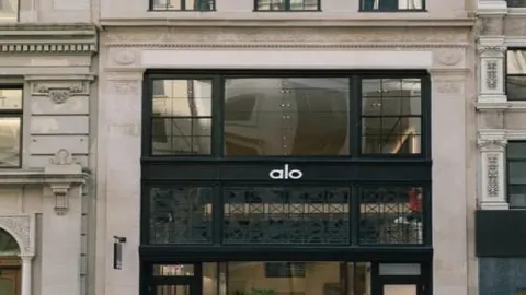 王曼昱荣获WTT重庆冠军赛八强席位